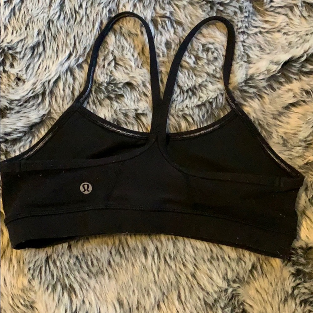 Lululemon Black Power Y sports bra